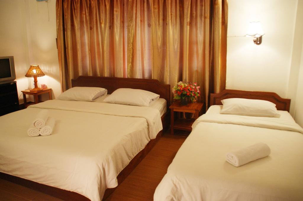 Malany Villa 1 Vang Vieng Room photo