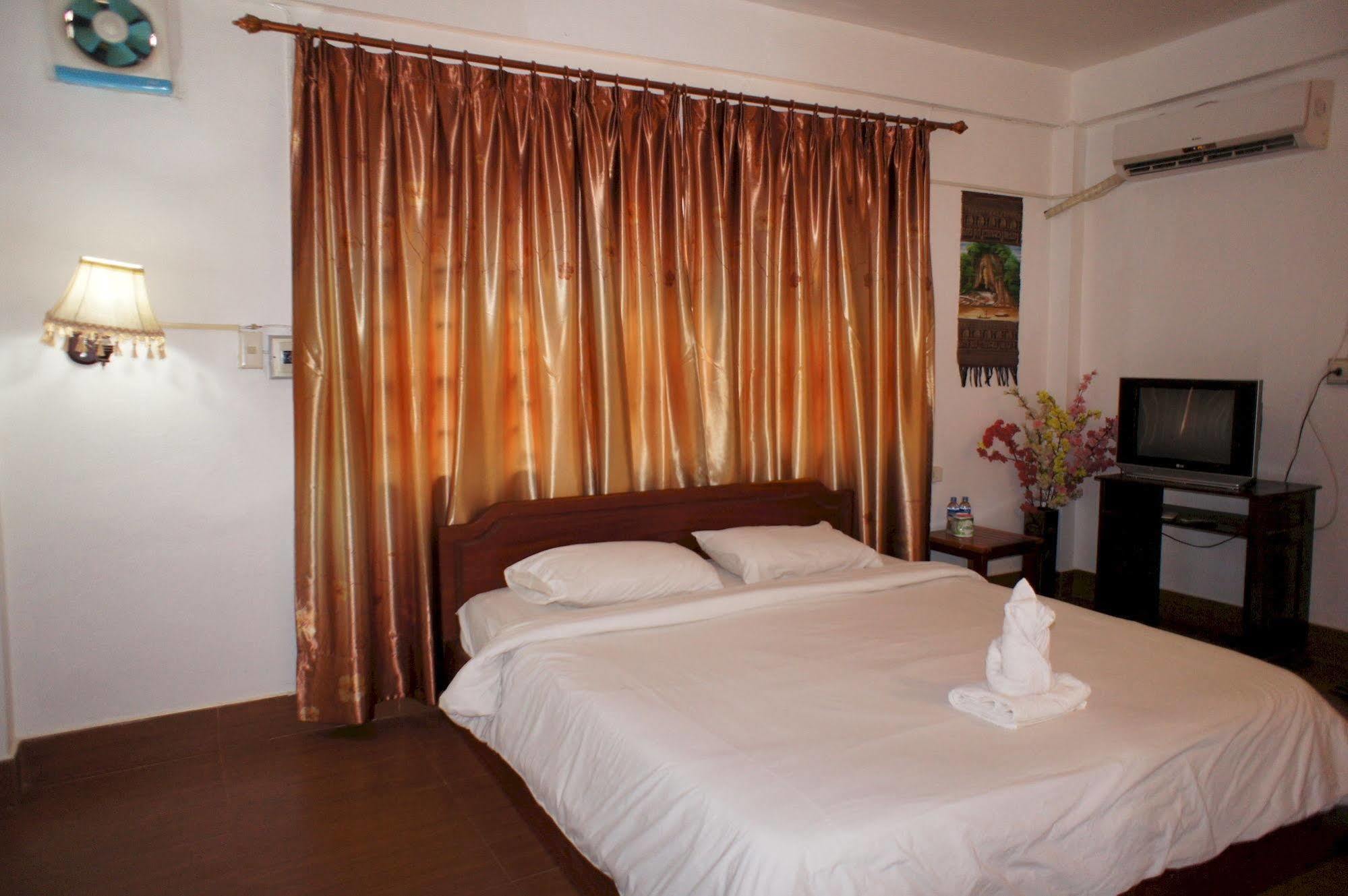 Malany Villa 1 Vang Vieng Exterior photo