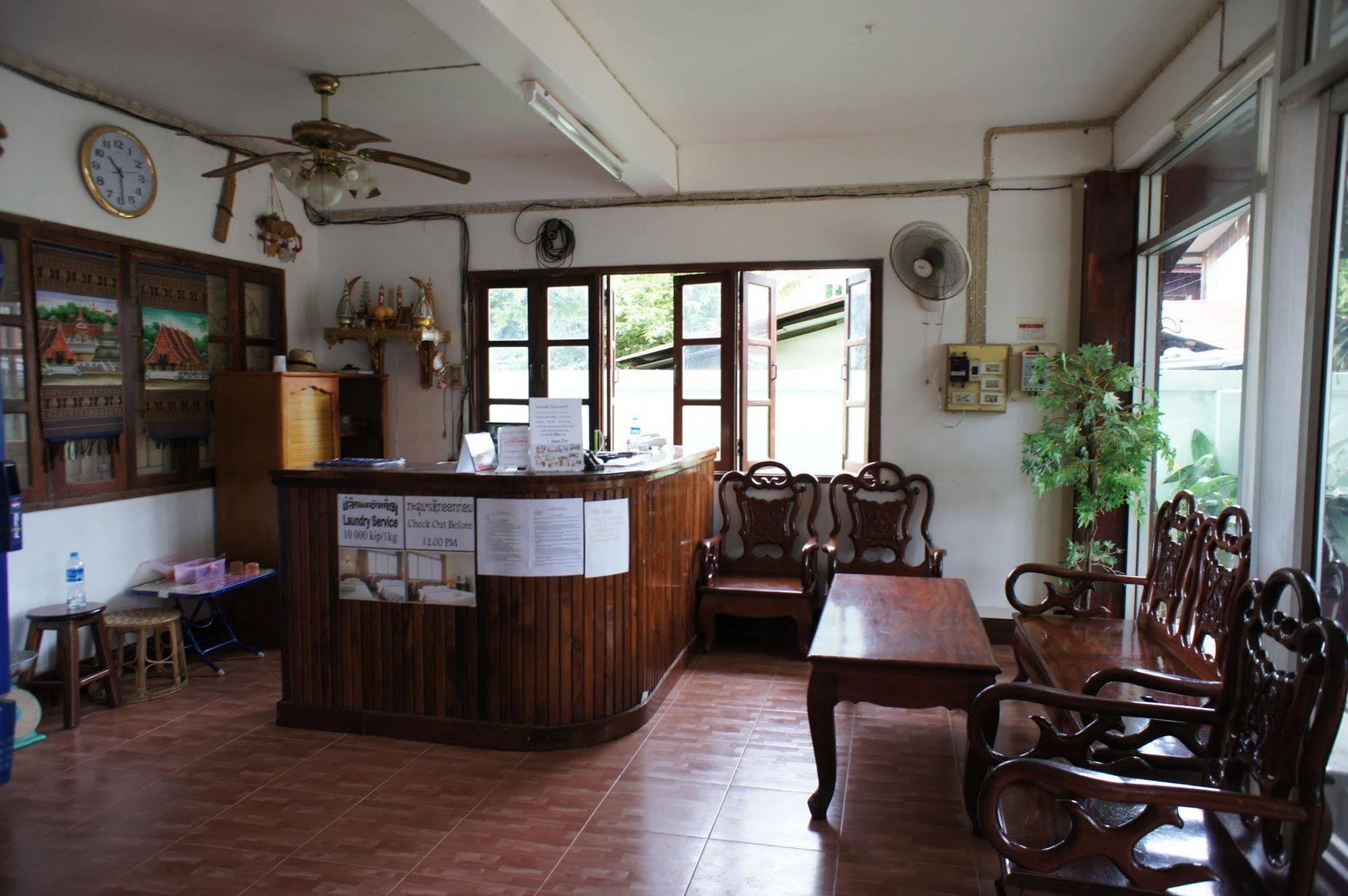 Malany Villa 1 Vang Vieng Exterior photo